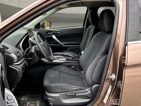 Used 2019 Mitsubishi Eclipse Cross 4d SUV AWC LE image 22