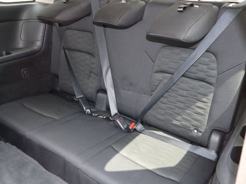 Used 2025 Nissan Pathfinder SV FWD image 6
