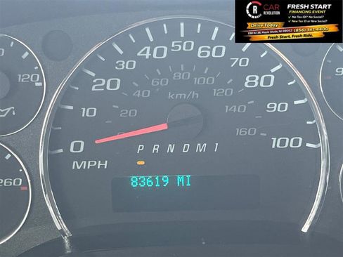 Used 2023 Chevrolet Express 3500 w/ Driver Convenience Package image 16