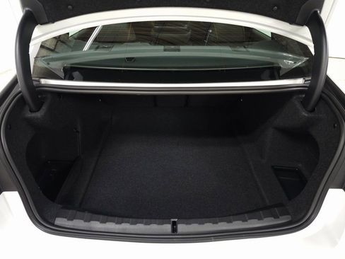 Used 2025 BMW 330i xDrive Sedan w/ Convenience Package image 8