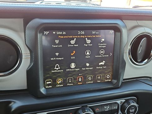 Used 2022 Jeep Wrangler Unlimited Sahara image 18