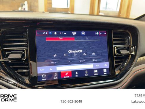 Used 2025 Dodge Durango R/T w/ Blacktop Package image 25