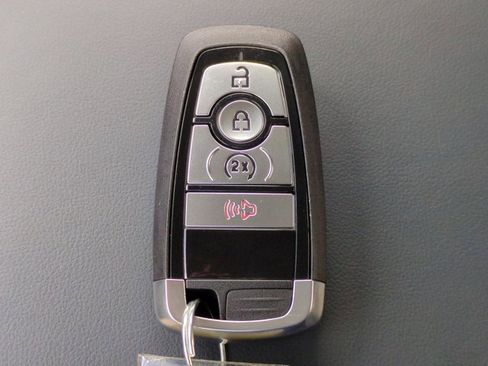 New 2025 Ford Maverick Lariat w/ 4K Tow Package image 28