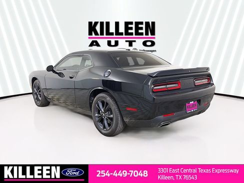 Used 2023 Dodge Challenger SXT w/ Blacktop Package AWD/4WD image 7