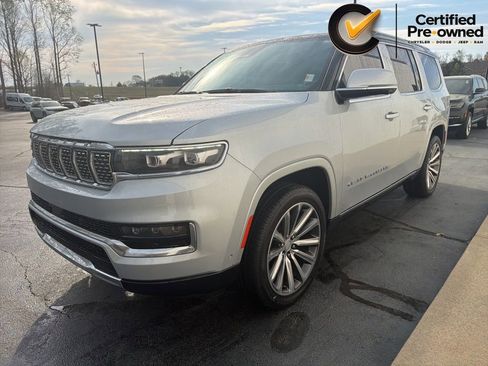 Certified 2022 Jeep Grand Wagoneer Series II w/ Premium Group II AWD/4WD image 3