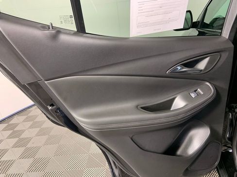 Used 2025 Buick Encore GX Preferred w/ Comfort Package image 17