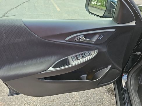 Used 2025 Chevrolet Malibu LT FWD image 19