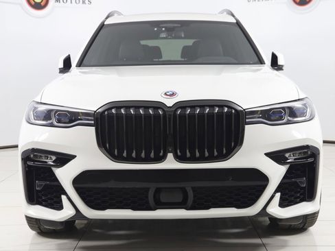 Used 2022 BMW X7 M50i image 67