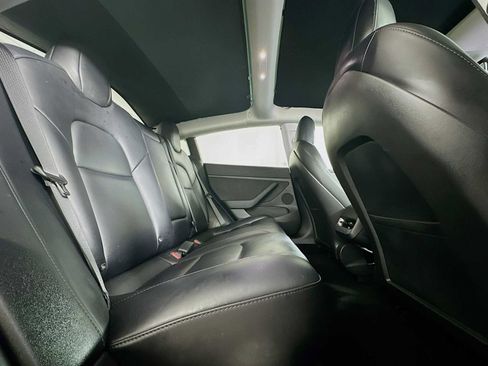 Used 2022 Tesla Model 3 image 24