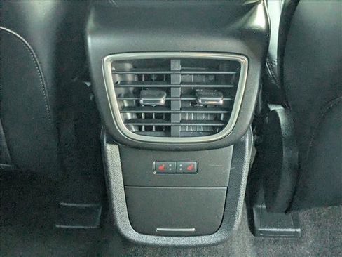 Used 2019 Lincoln Nautilus Select image 18