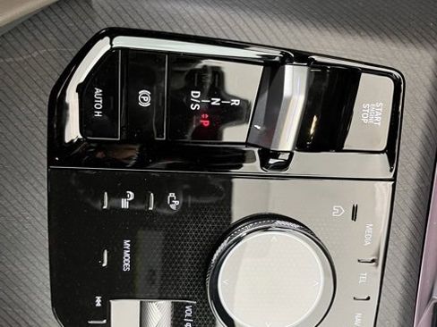 Used 2025 BMW X3 xDrive30i w/ Premium Package image 18