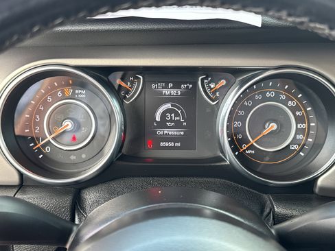 Used 2020 Jeep Gladiator Sport w/ Quick Order Package 24S image 27