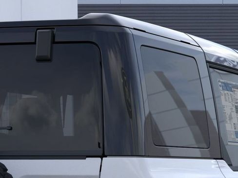 New 2026 Ford Bronco Outer Banks AWD/4WD image 25