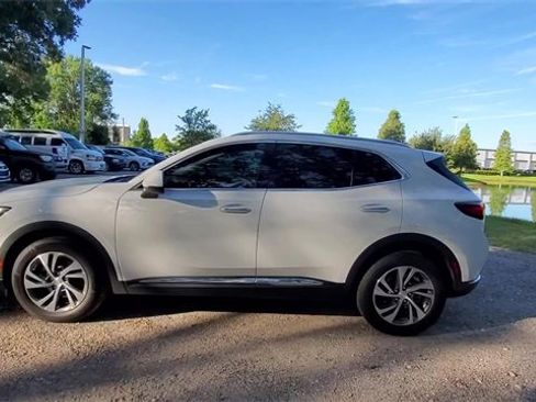 Used 2021 Buick Envision Essence image 5