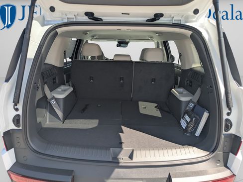 New 2027 Hyundai Santa Fe SEL FWD image 14