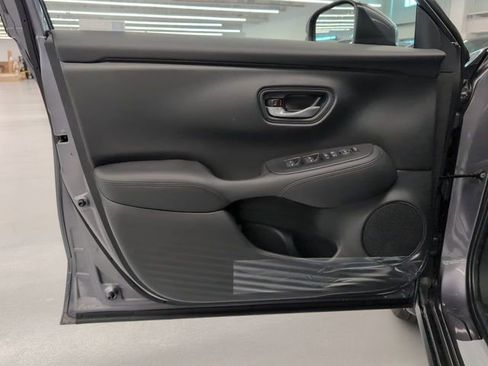 Used 2026 Honda HR-V LX image 21