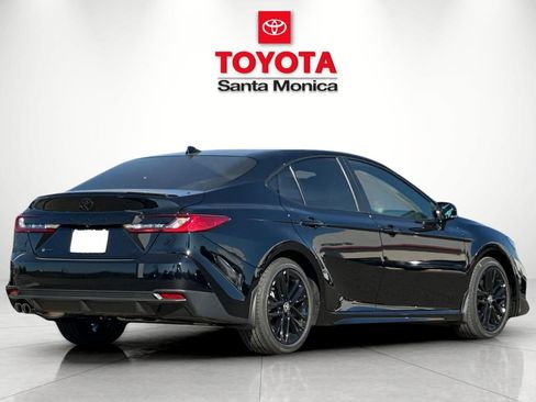 New 2026 Toyota Camry SE image 3