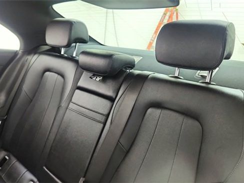 Used 2021 Mercedes-Benz CLA 250 image 31