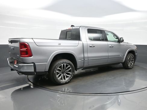 Used 2025 RAM 1500 Limited AWD/4WD image 6