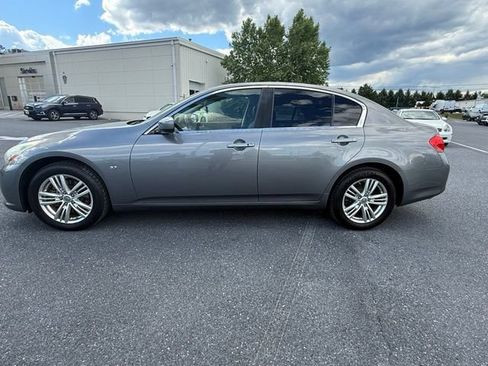 Used 2015 INFINITI Q40 AWD w/ Navigation Package image 7