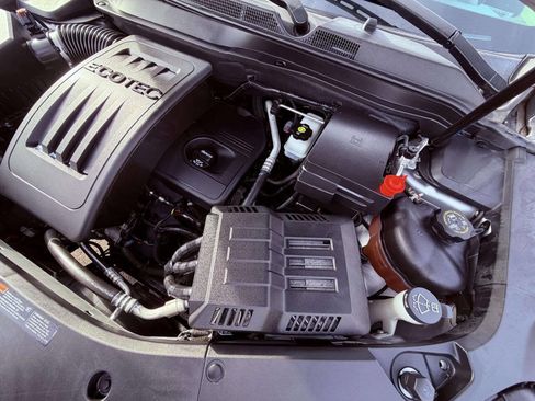 Used 2013 Chevrolet Equinox LT w/ All Star Package image 28