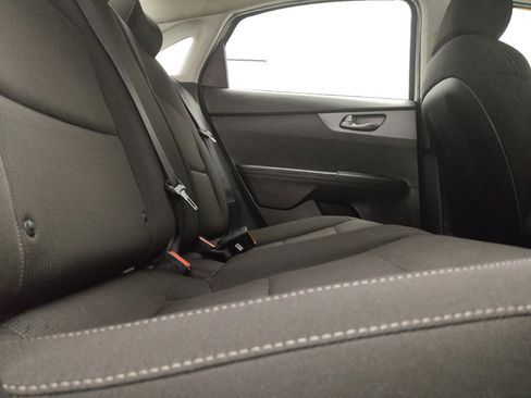 Used 2021 Kia Forte LXS FWD image 19
