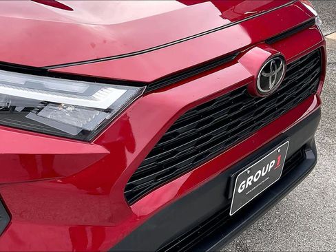 Used 2023 Toyota RAV4 XLE image 31