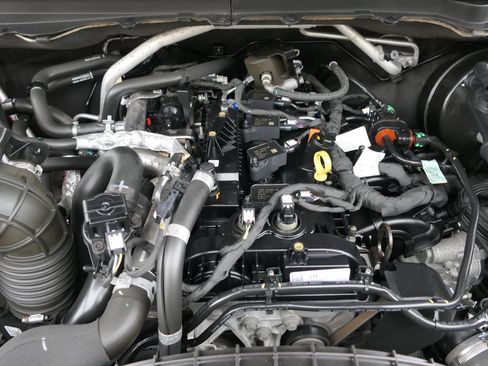 Used 2019 Ford Ranger XLT w/ Equipment Group 301A Mid RWD image 32
