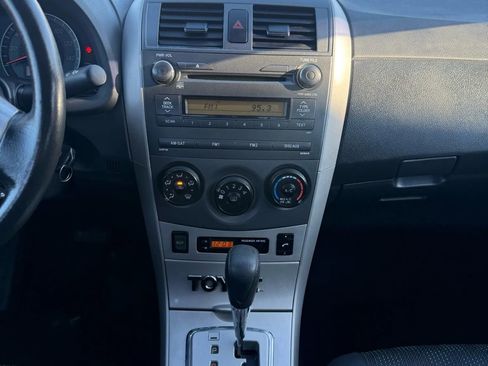 Used 2010 Toyota Corolla S image 18