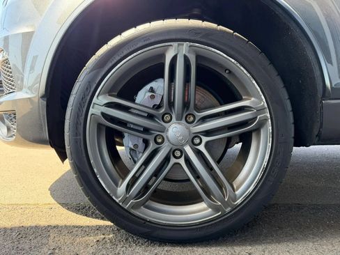 Used 2015 Audi Q7 3.0T S line Prestige w/ 21" S Line Plus Package AWD/4WD image 9