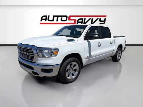 Used 2022 RAM 1500 Big Horn AWD/4WD image 3