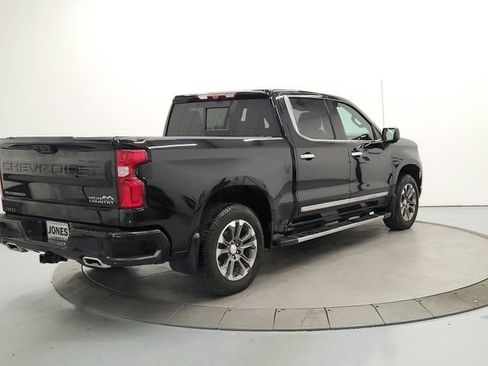 Used 2023 Chevrolet Silverado 1500 High Country w/ Technology Package image 7