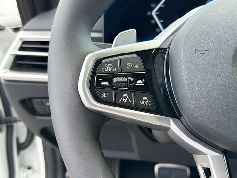 New 2026 BMW 330i Sedan w/ M Sport Package image 38