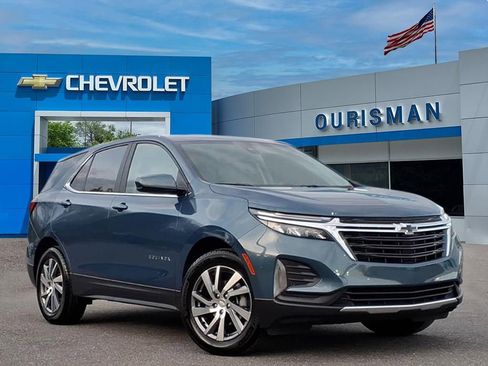 Certified 2024 Chevrolet Equinox LT w/ LPO, Floor Liner Package image 1