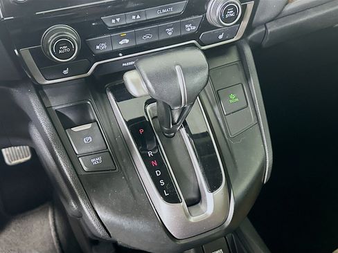 Used 2018 Honda CR-V Touring image 25