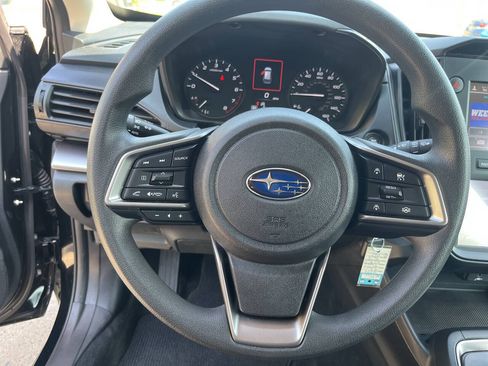 Used 2024 Subaru Impreza 2.0i AWD/4WD image 7