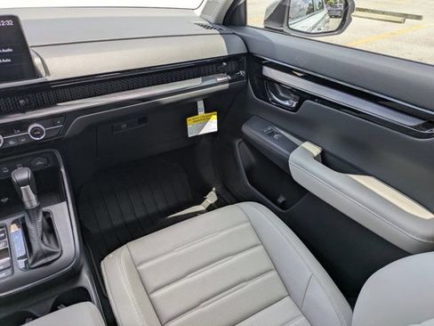 Certified 2026 Honda CR-V EX-L image 17