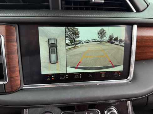 Used 2023 GMC Yukon Denali Ultimate AWD/4WD image 30