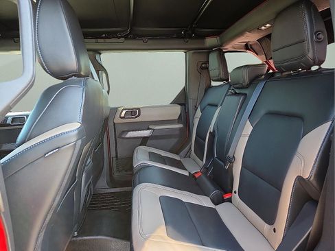 Certified 2023 Ford Bronco Wildtrak image 10