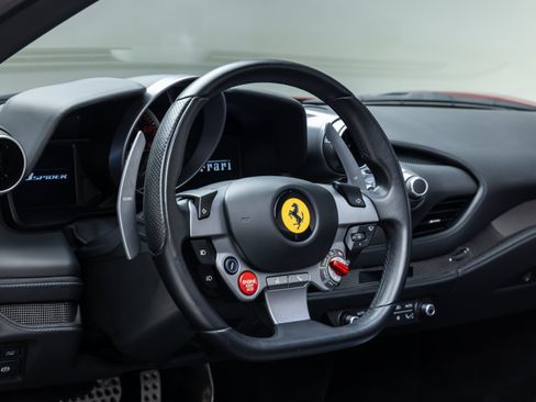 Certified 2022 Ferrari F8 Tributo RWD image 72