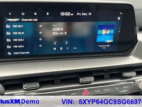 Certified 2025 Kia Telluride S image 36