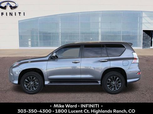 Used 2023 Lexus GX 460 Premium image 2