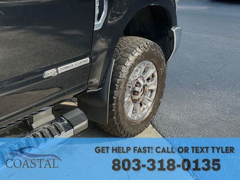 Used 2017 Ford F250 Lariat w/ Chrome Package image 32