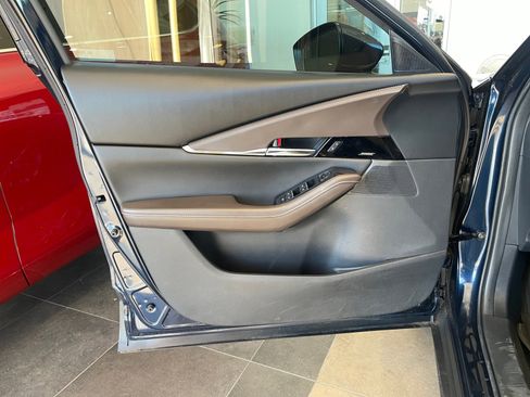 Used 2024 MAZDA CX-30 AWD 2.5 S w/ Premium Package image 13