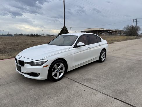 Used 2014 BMW 320i Sedan image 2