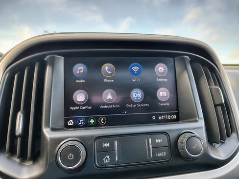 Used 2022 GMC Canyon Elevation w/ Elevation Premium Package AWD/4WD image 3