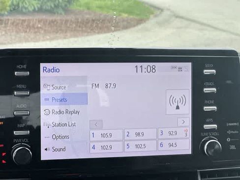 Used 2021 Toyota Sienna Platinum FWD image 12