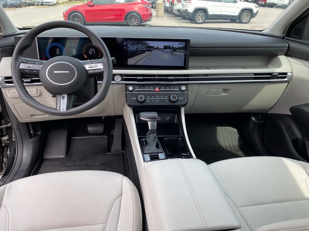 Used 2025 Hyundai Tucson SE AWD/4WD image 30