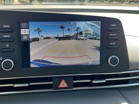 New 2026 Hyundai Elantra SE FWD image 13