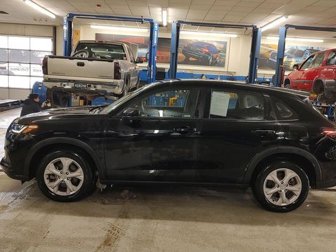 Used 2023 Honda HR-V LX image 25